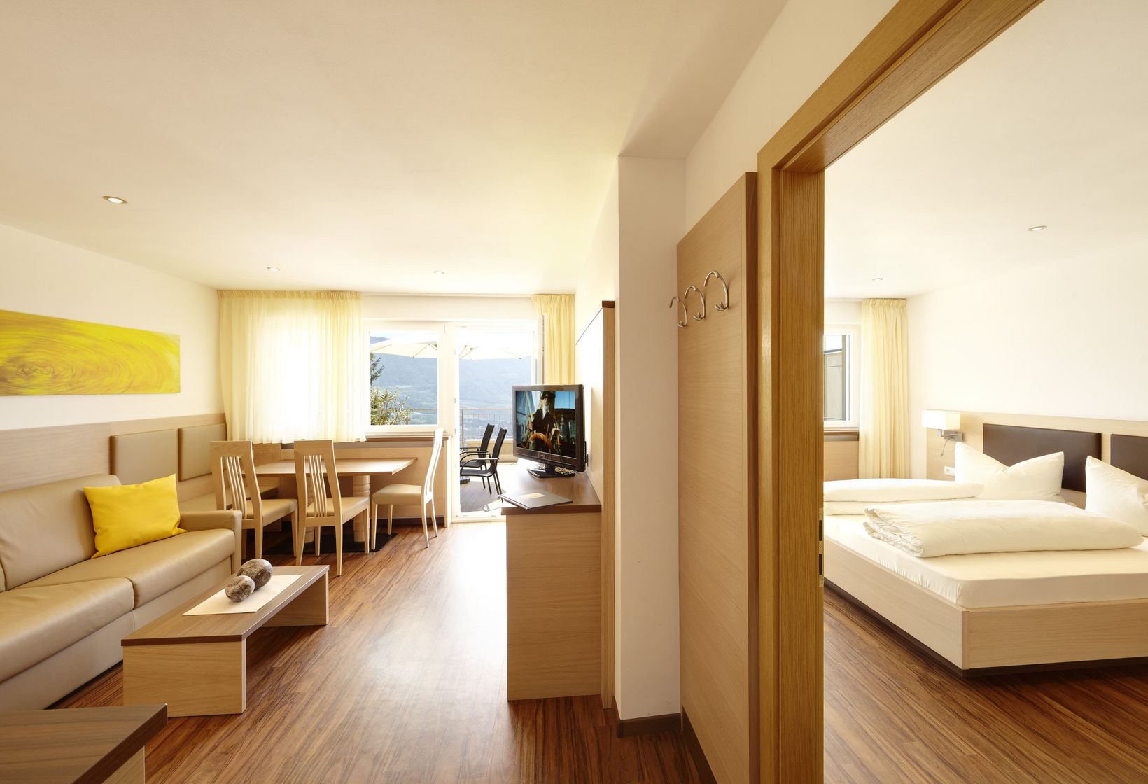 Residence Dorf Tirol Lechner Wohnen Ferienwohnungen Familienurlaub